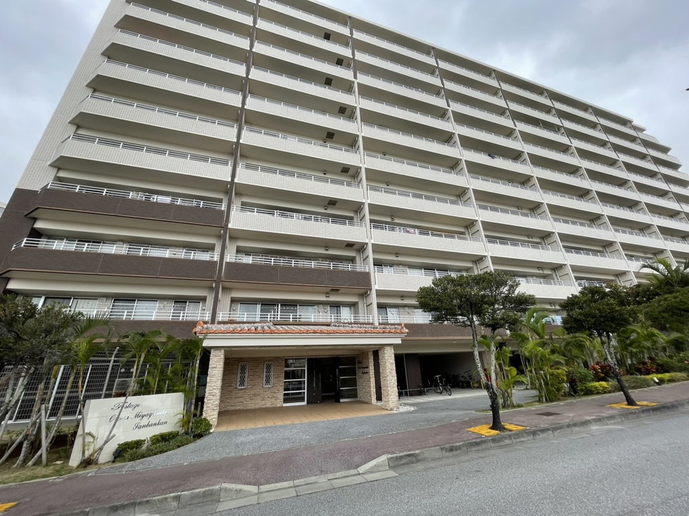 Ｆステージ小禄宮城参番館　910号室